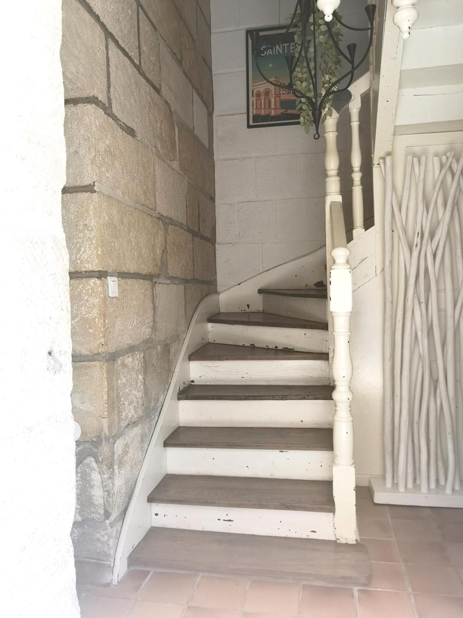 La Demeure Des Artistes - Quartier Historique Villa Saintes Buitenkant foto